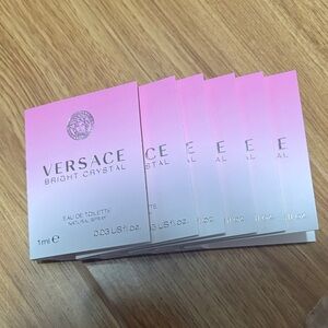 Versace Bright Crystal Eau de Toilette - Pink and White